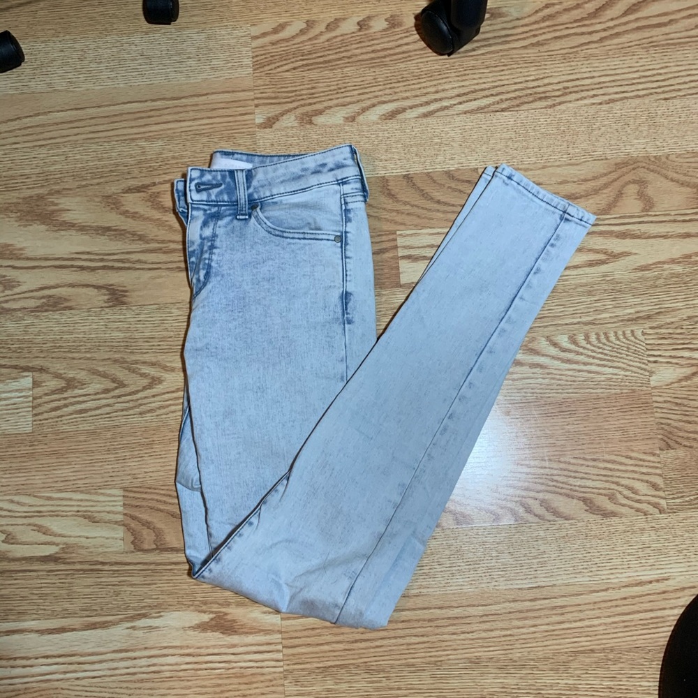 jeans
